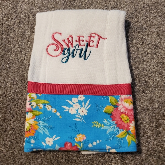 Handmade Other - NEW Handmade Baby Burpcloth Sweet Girl With Flowers